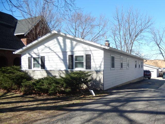 611-613 W Galena Blvd., Aurora, IL 60506