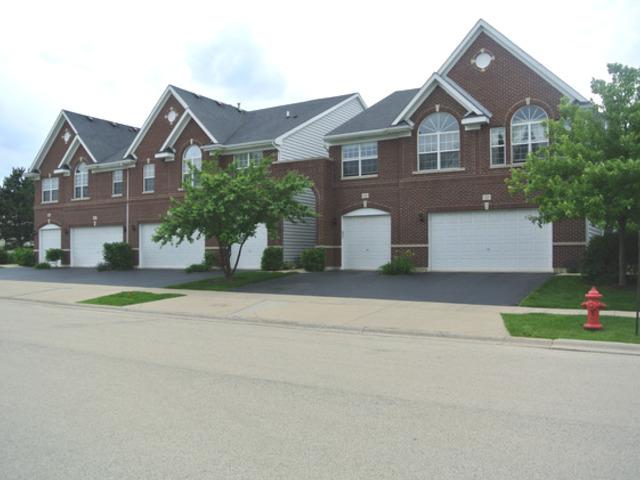 68 Fulbright Ln., Schaumburg, IL 60194