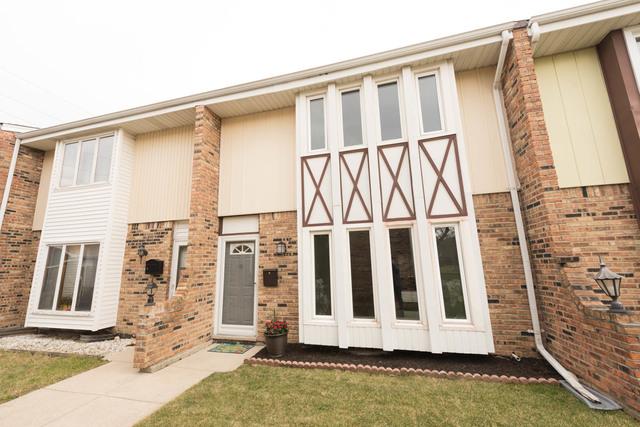 8 Sioux Ct., Justice, IL 60458