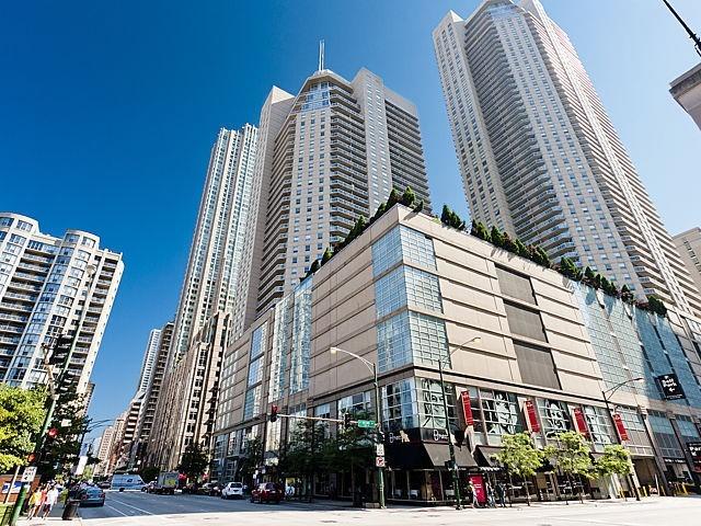 545 N Dearborn St. #1106, Chicago, IL 60654