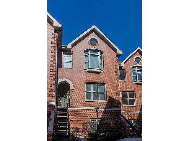 2243 N Greenview Ave. #B, Chicago, IL 60614