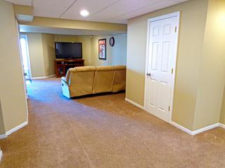 223 Oxford Ave., Sugar Grove, IL 60554