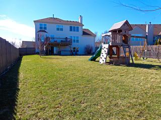 223 Oxford Ave., Sugar Grove, IL 60554