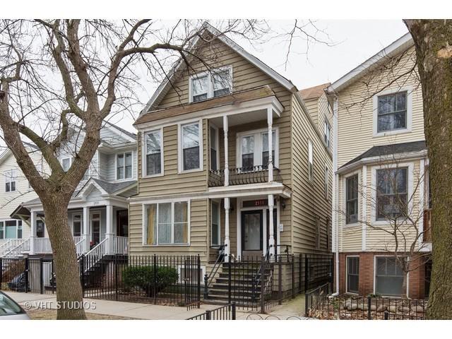 2111 W Belle Plaine Ave., Chicago, IL 60618