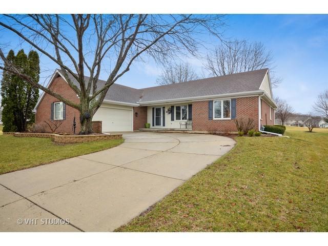 9 Saddlewood Ct., Sugar Grove, IL 60554