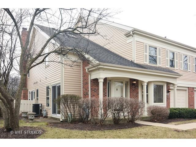 2456 E Hunter Dr., Arlington Heights, IL 60004