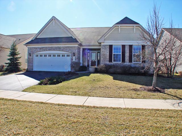 2221 Creekwood Dr., Mundelein, IL 60060