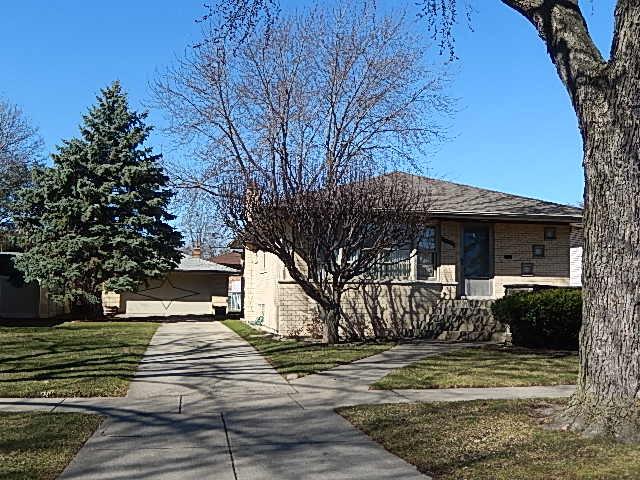 9604 S Kildare Ave., Oak Lawn, IL 60453