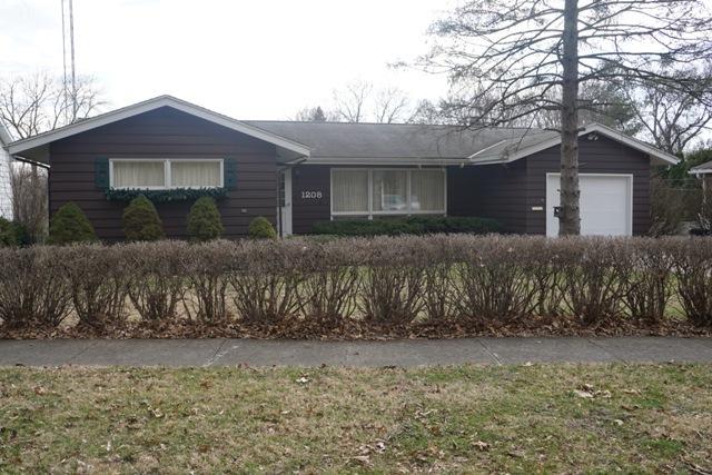 1208 Institute Blvd., Dixon, IL 61021