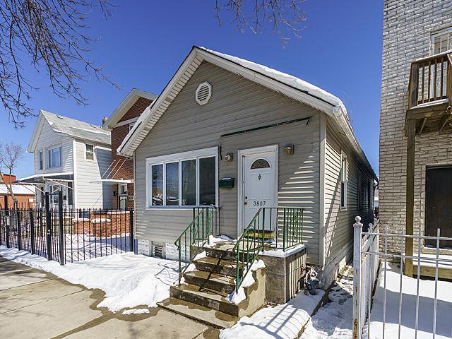 3807 S Wallace St., Chicago, IL 60609