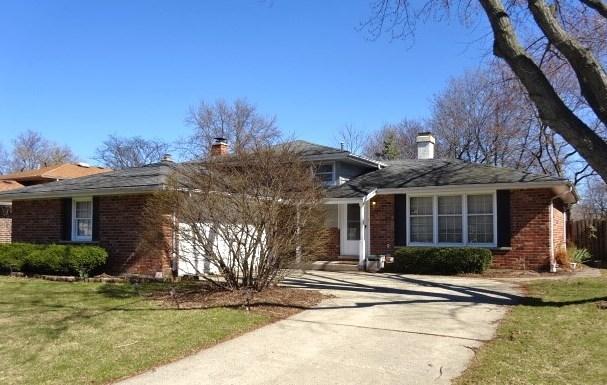 7625 Rohrer Dr., Downers Grove, IL 60516