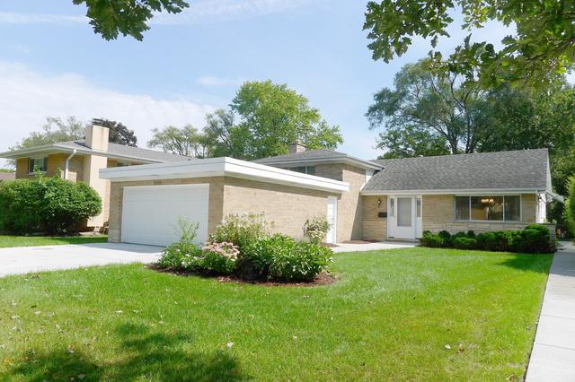 606 Lamon Ave., Wilmette, IL 60091