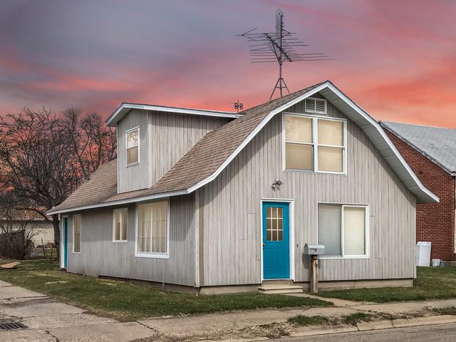 15 E Clark St., Princeton, IL 61356