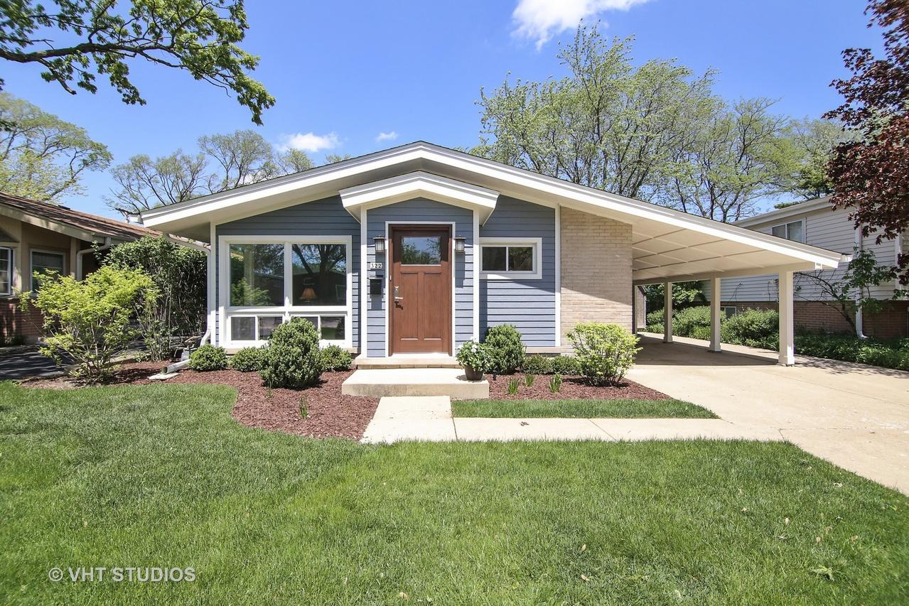 322 Southgate Dr., Northbrook, IL 60062