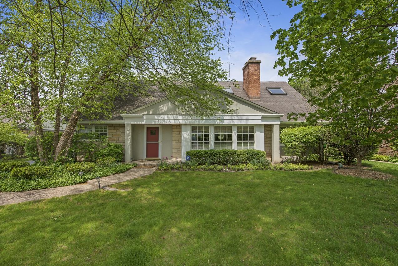 3140 Sprucewood Rd., Wilmette, IL 60091