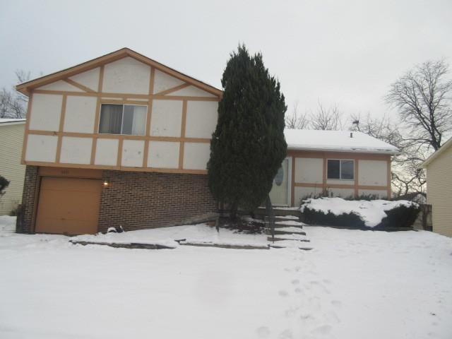 5951 Allemong Dr., Matteson, IL 60443