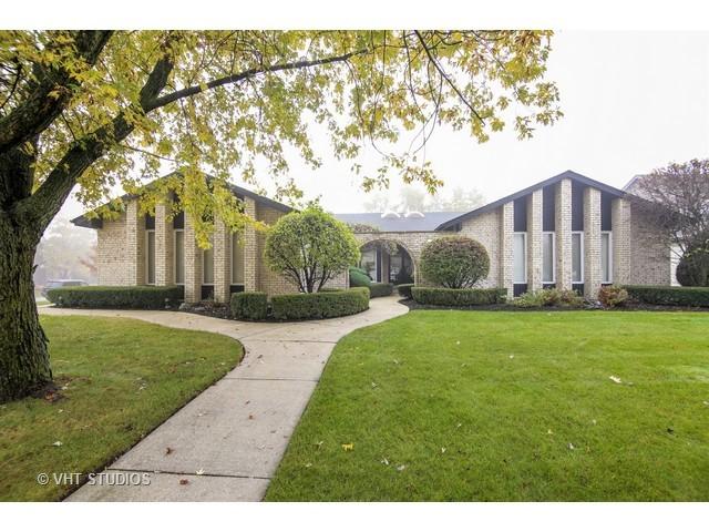 3651 Palm Canyon Dr., Northbrook, IL 60062