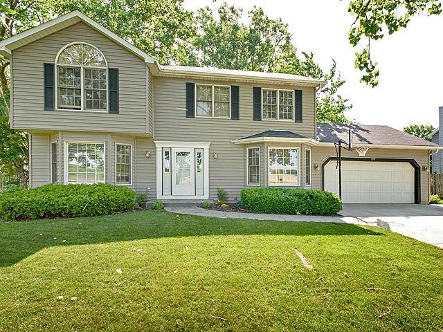 198 Laurie Cir., Bolingbrook, IL 60440