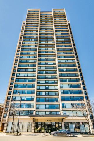 1850 N Clark St. #401, Chicago, IL 60614