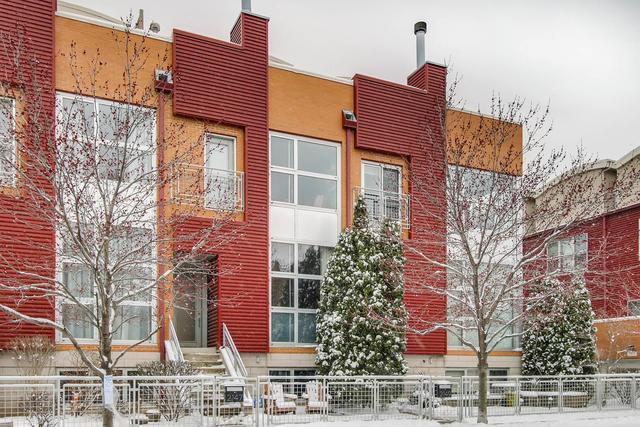 2147 W Churchill St., Chicago, IL 60647