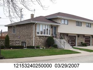 4037 Bobby Ln., Schiller Park, IL 60176