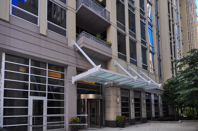 700 N Larrabee St. #1111, Chicago, IL 60654