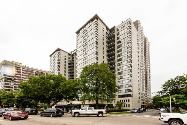 3440 N Lake Shore Dr. #8C, Chicago, IL 60657