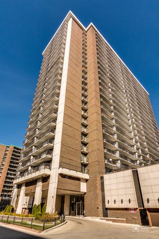 5855 N Sheridan Rd. #15E, Chicago, IL 60660