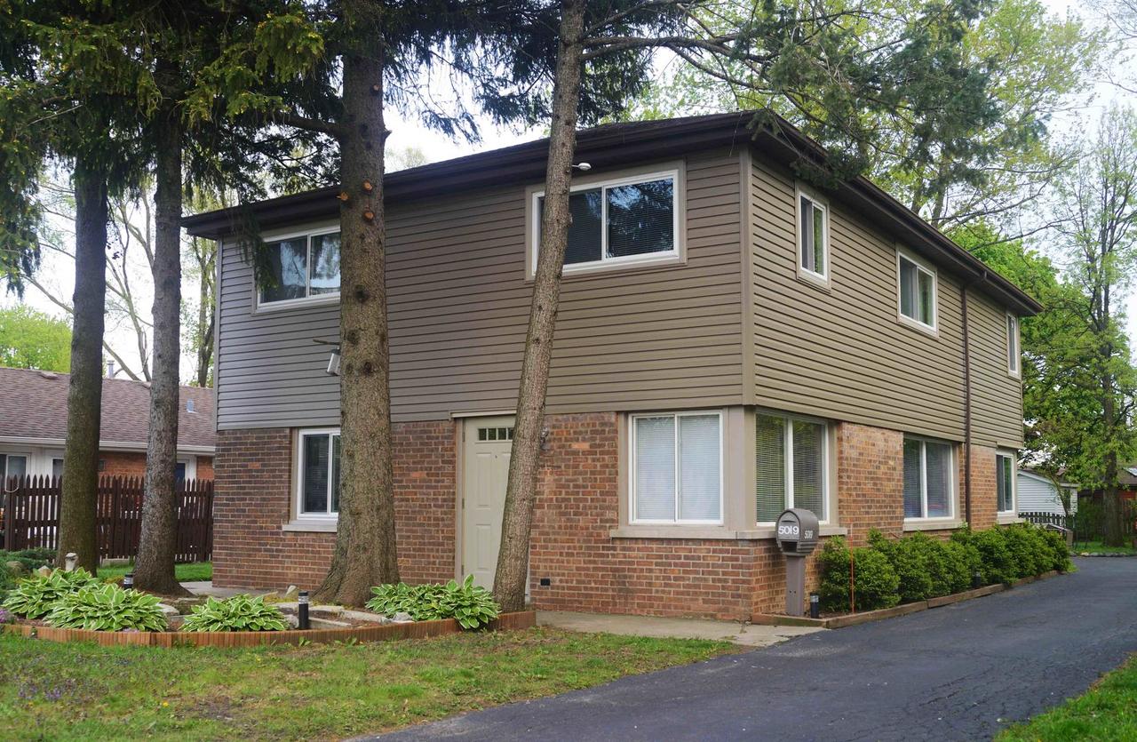 5019 99th St., Oak Lawn, IL 60453