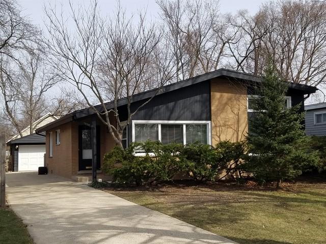 334 Forestway Dr., Northbrook, IL 60062