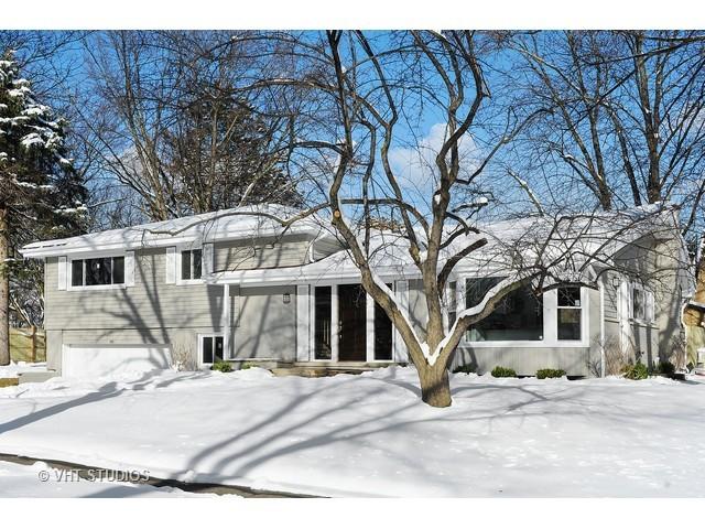 1943 Barberry Rd., Northbrook, IL 60062