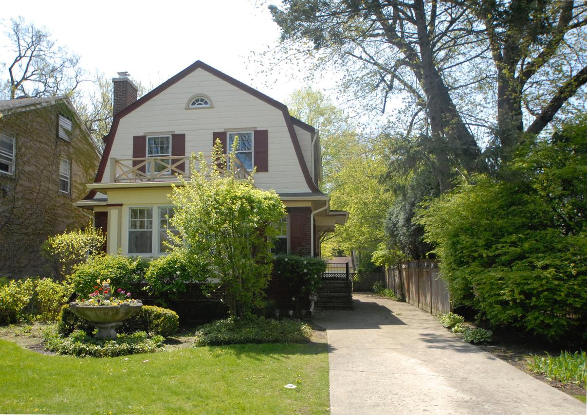 311 Central Ave., Wilmette, IL 60091