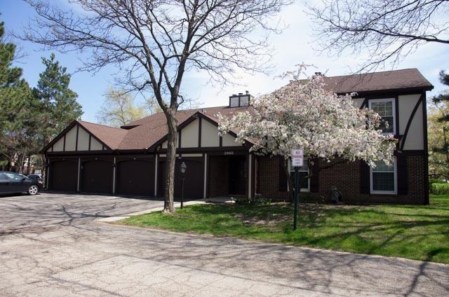 2960 Northampton Dr. #B2, Rolling Meadows, IL 60008