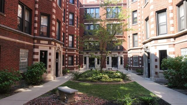 920 W Ainslie St. #2S, Chicago, IL 60640