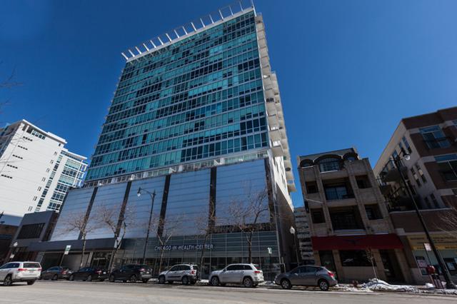 1845 S Michigan Ave. #1402, Chicago, IL 60616