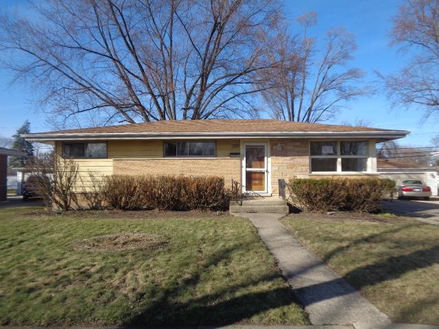 348 E Hilton Ave., Addison, IL 60101