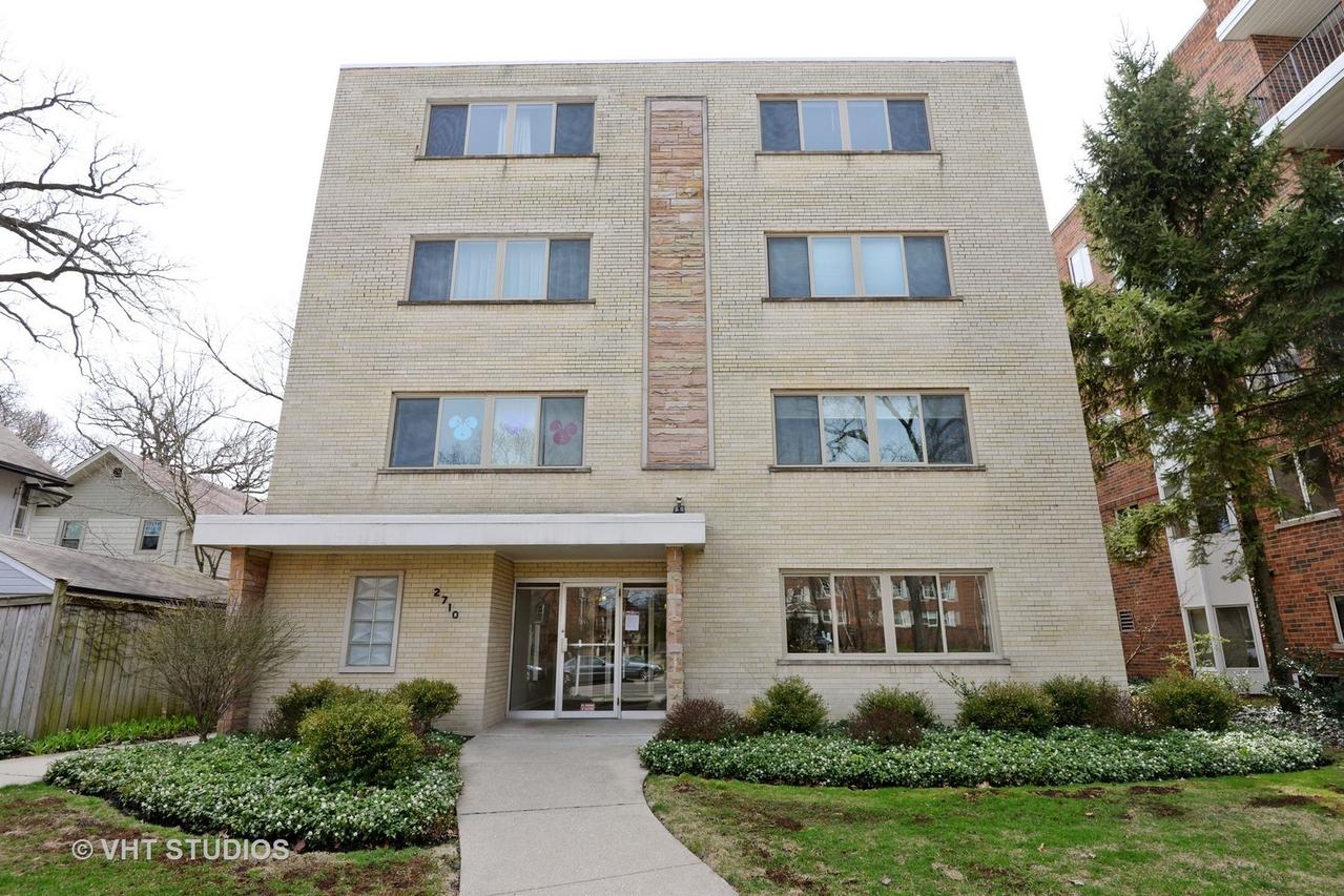 2710 Central St. #2S, Evanston, IL 60201