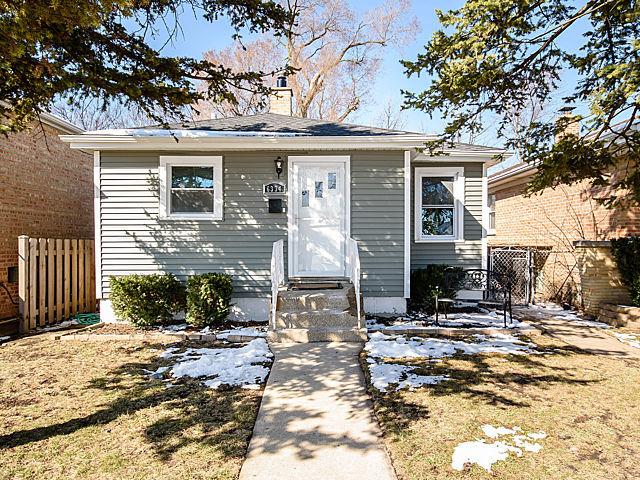 6334 W Eastwood Ave., Chicago, IL 60630