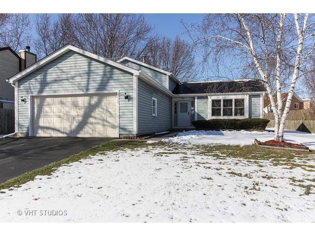 17720 W Dartmoor Dr., Grayslake, IL 60030