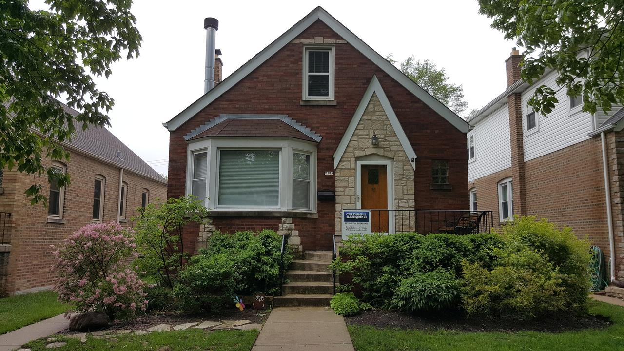 2139 W Balmoral Ave., Chicago, IL 60625