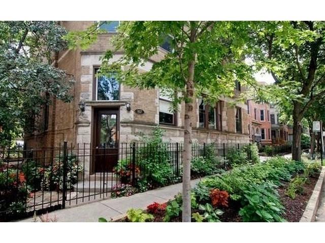 807 W Newport Ave. #1, Chicago, IL 60657