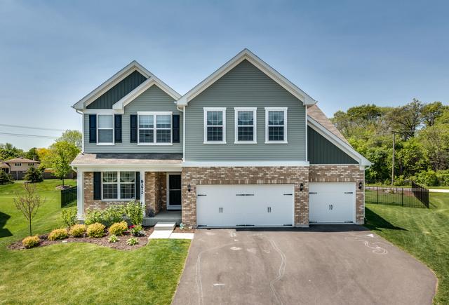 2114 Roaring Creek Dr., Aurora, IL 60504