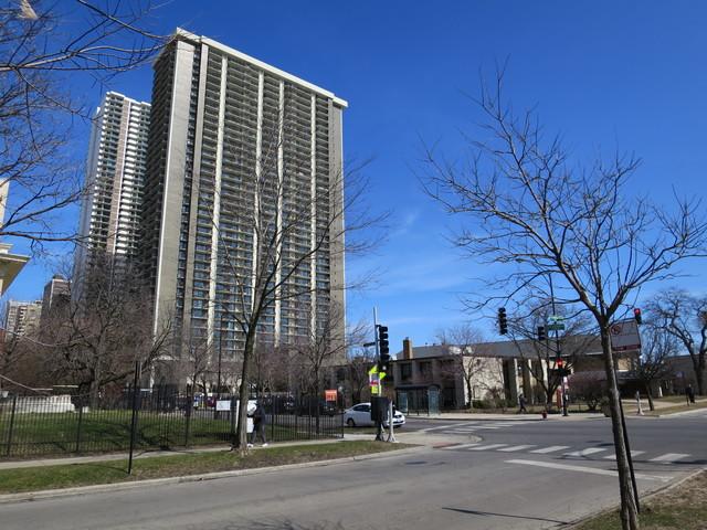6007 N Sheridan Rd. #10H, Chicago, IL 60660