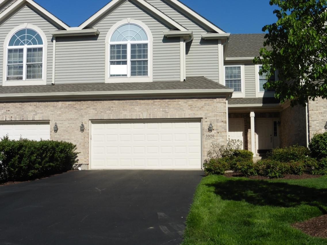 3920 Willow View Dr., Lake In The Hills, IL 60156