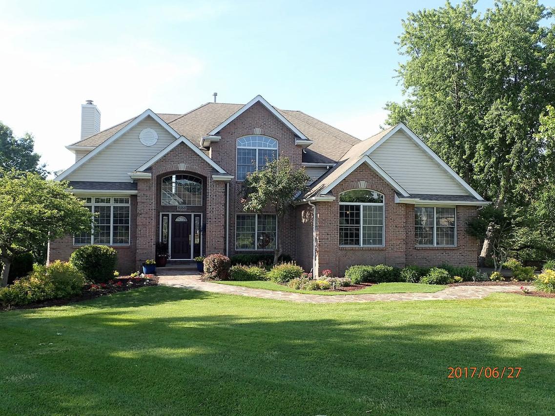 8188 Charissa's Pl., Roscoe, IL 61073