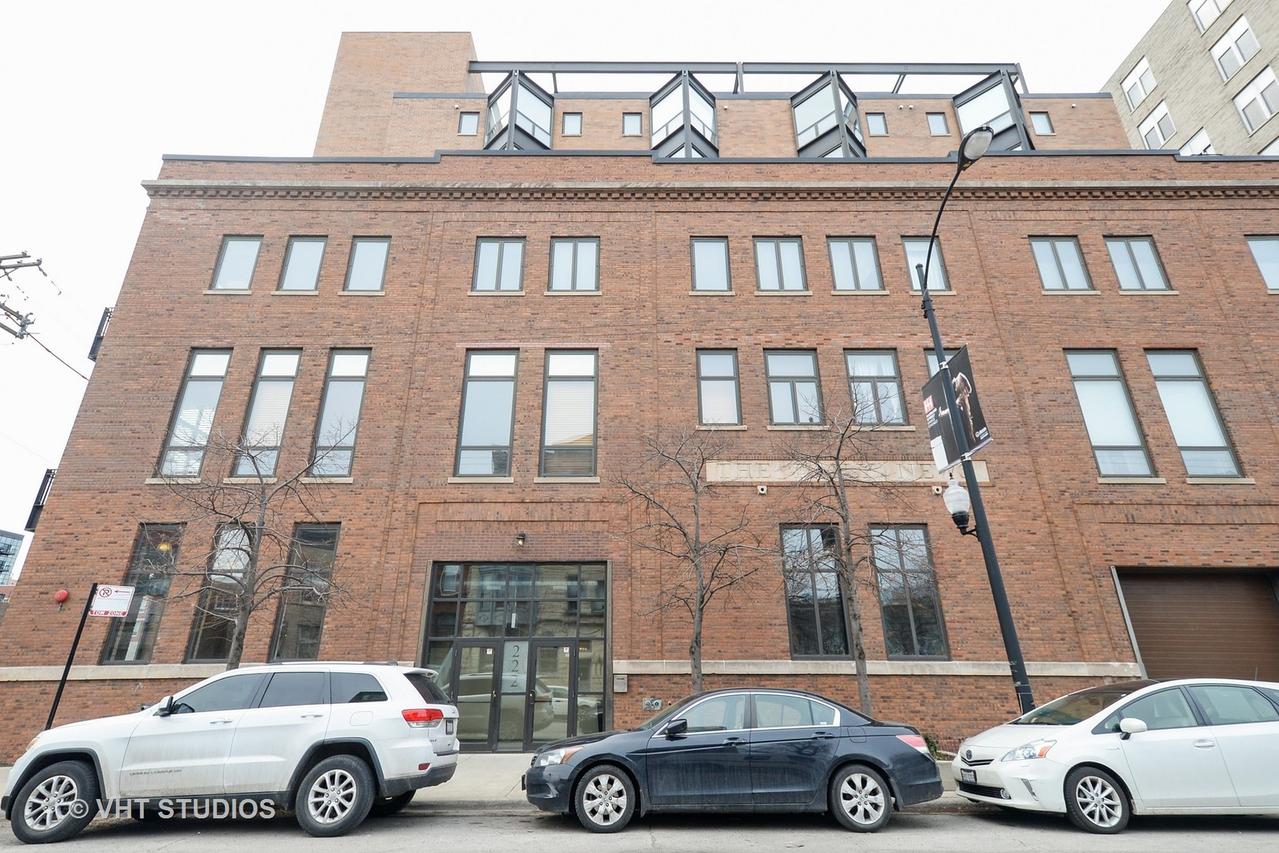 222 S Racine Ave. #208, Chicago, IL 60607