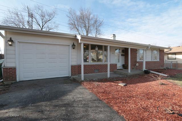391 Walnut Ln., Elk Grove Village, IL 60007