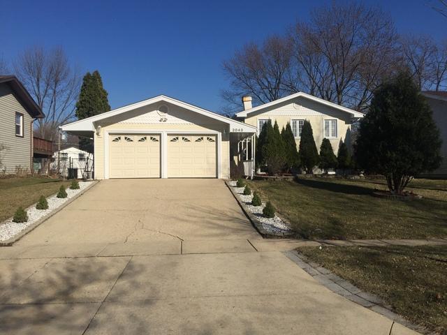 2043 W Parkview Cir., Hoffman Estates, IL 60169