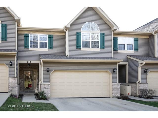 249 Dunridge Cir., East Dundee, IL 60118