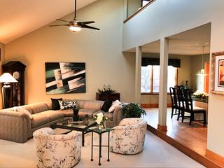 6491 Bannister Ct., Lisle, IL 60532